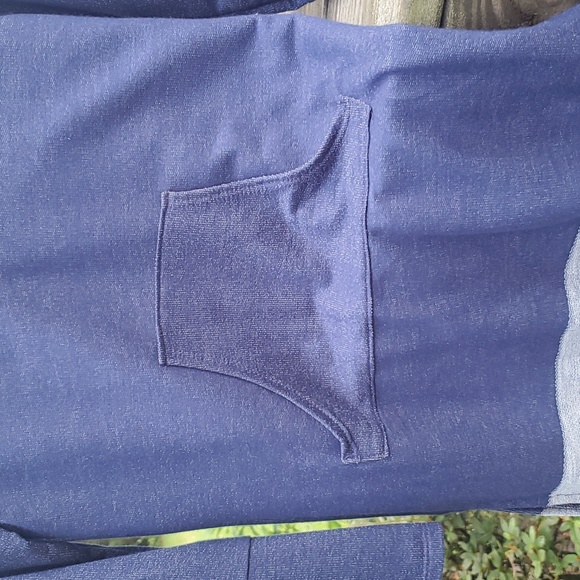 Cute fall shirt size 8 - Picture 2 of 4